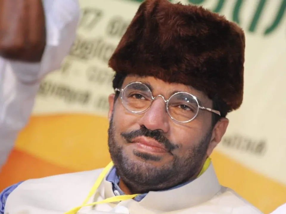 അറിവ് മാത്രമല്ല അസ്തിത്വം തന്നെ തന്റെ പിതാവിന്റെ വ്യക്തിത്വവിശുദ്ധിയില്‍ നിന്നാണ് തുടക്കം കുറിച്ചത്; അബ്ദുസ്സമദ് സമദാനി