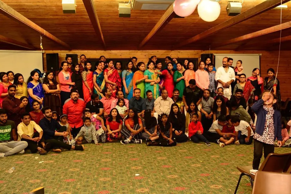 യു​കെ​യി​ലെ​ങ്ങും പ്ര​ശ​സ്ത​മാ​യ മു​ട്ടു​ചി​റ നി​വാ​സി​ക​ളു​ടെ പ​ന്ത്ര​ണ്ടാ​മ​ത് സം​ഗ​മം ഒ​ക്ടോ​ബ​ർ 15 മു​ത​ൽ 17 വ​രെ വെ​യി​ൽ​സി​ലെ കെ​ഫ​ണ്‍​ലീ പാ​ർ​ക്കി​ൽ വെച്ചു ന​ട​ത്തു​പ്പെ​ടും; മു​ട്ടു​ചി​റ​യി​ൽ നി​ന്ന് യു​കെ​യി​ലേ​ക്ക് കു​ടി​യേ​റി​യ നൂ​റി​ല​ധി​കം വ​രു​ന്ന കു​ടും​ബ​ങ്ങ​ളു​ടെ സം​ഗ​മ​വേ​ദി​യാ​കും ഈ ​വ​ർ​ഷ​ത്തെ മു​ട്ടു​ചി​റ സം​ഗ​മം