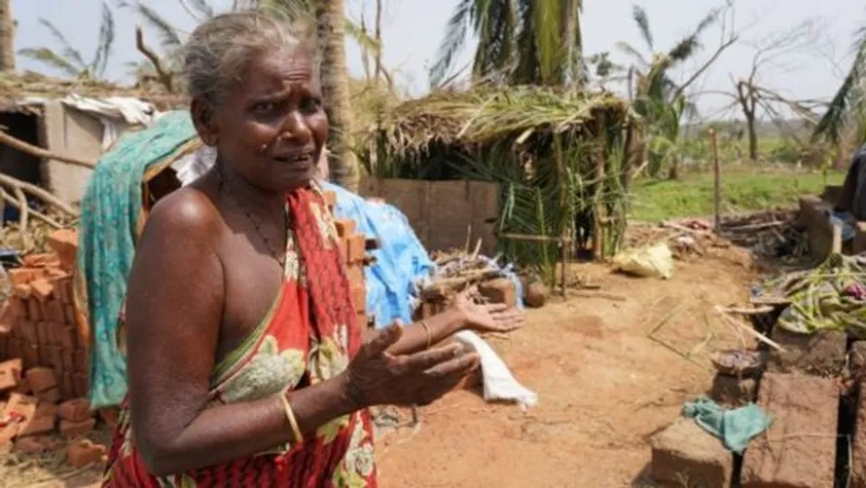 ലോകജാലകം -5. ഭരണത്തുടർച്ചകളും ഭരണമാറ്റങ്ങളുമൊന്നും ഇവരിൽ ഒരുമാറ്റവും സൃഷ്ടിച്ചിട്ടില്ല. 21 -)o നൂറ്റാണ്ടിലും മനുഷ്യർ ജീവിക്കുന്ന അവസ്ഥയാണിത് ..