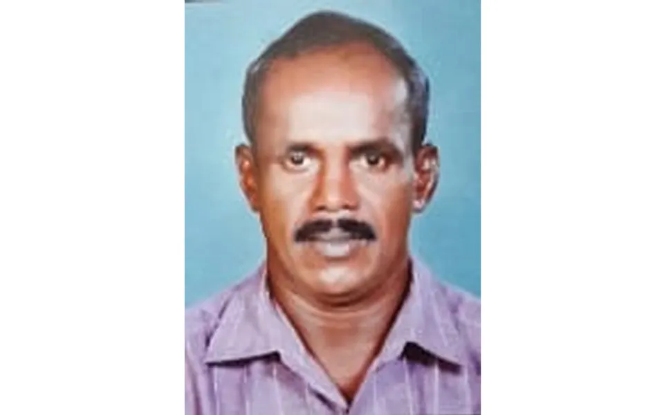 മരത്തിൽ നിന്നും വീണു മരിച്ചു