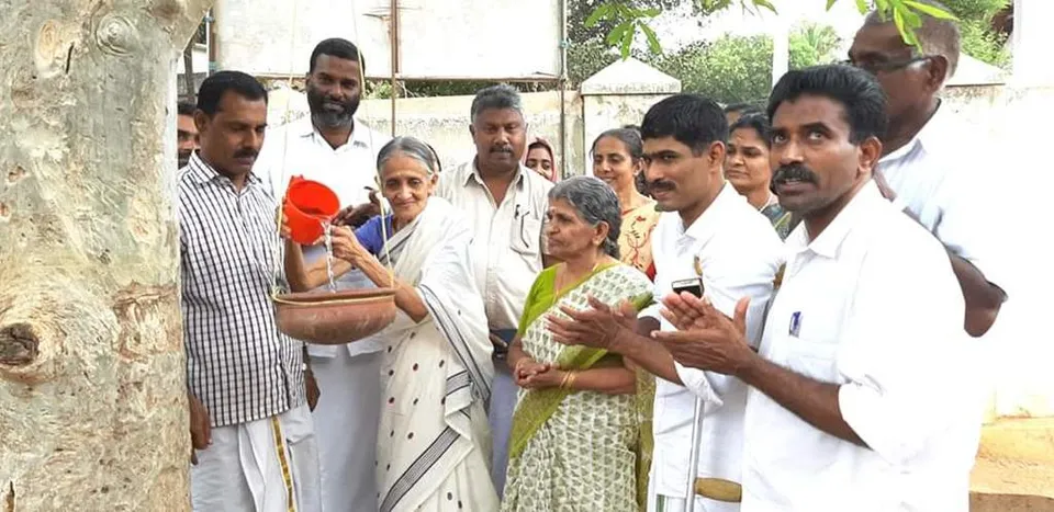 കത്തുന്ന വേനലില്‍ പറവകൾക്കൊരു നീർക്കുടം
