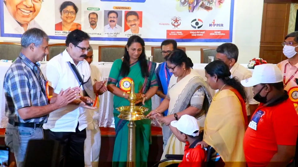 നിങ്ങളും ഞങ്ങളുടെ മക്കളാണ് '; ഓട്ടിസം കുട്ടികളുടെ ലോകത്തേയ്ക്ക് പോകാൻ നാം തയാറാകണം: മന്ത്രി ആർ. ബിന്ദു