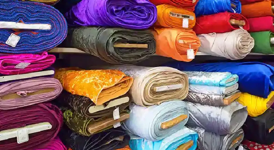 നൂലിന് പൊള്ളുന്ന വില; തിരുപ്പൂരിൽ വസ്ത്ര നിർമാതാക്കളുടെ സമരം