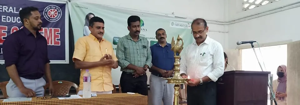 കുമരമംഗലം എം. കെ. എന്‍. എം. ഹയര്‍ സെക്കണ്ടറി സ്‌കൂളിലെ എന്‍ എസ്‌. എസ്‌ യൂണിറ്റിന്റെ നേതൃത്വത്തിൽ കൗമാരക്കാരായ പെണ്‍കുട്ടികള്‍ക്കായി ആരോഗ്യബോധവത്‌കരണ സെമിനാര്‍ സംഘടിപ്പിച്ചു