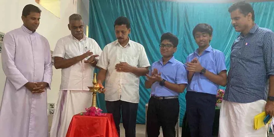 രാമപുരം സെന്‍റ് അഗസ്റ്റിൻസ് സ്കൂളിൽ വിദ്യാരംഗം കലാസാഹിത്യ വേദിയുടെയും വായന വാരാഘോഷത്തിന്റെയും ഉദ്ഘാടനം നടത്തി