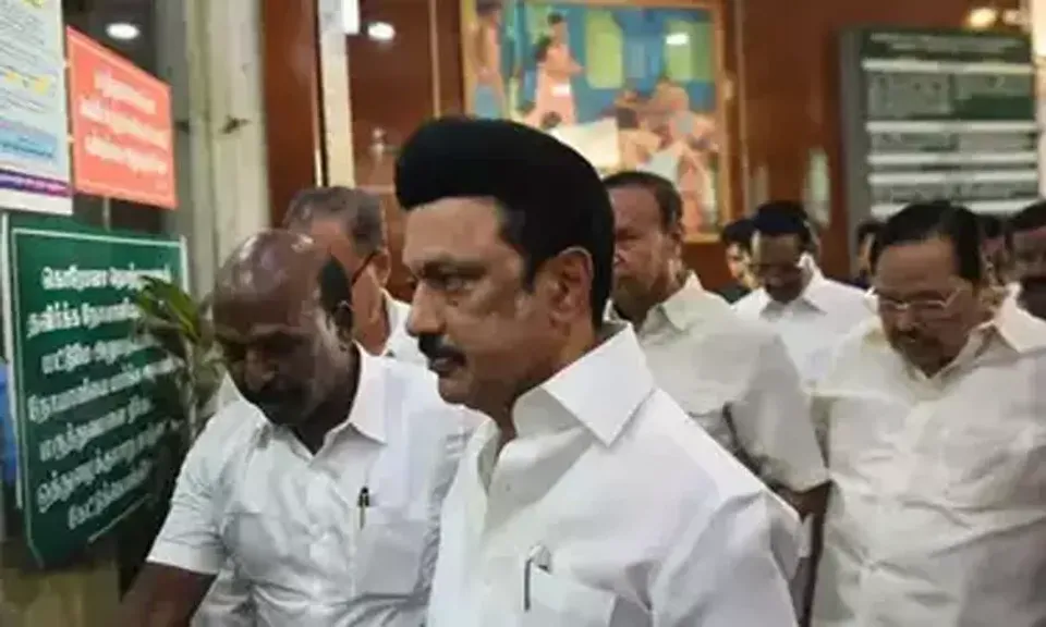 അറസ്റ്റിലായ മന്ത്രി സെന്തിൽ ബാലാജിയെ കാണാൻ എം.കെ സ്റ്റാലിൻ ആശുപത്രിയിലെത്തി