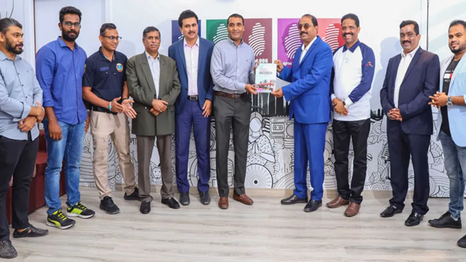 യാത്രകള്‍ മനസിനും ശരീരത്തിനും ഉന്മേഷം പകരും. എന്‍.കെ. മുസ്തഫ സാഹിബ്