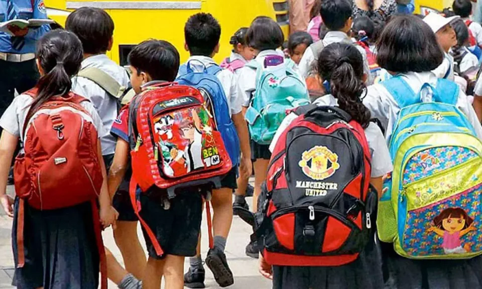 കോട്ടയം ജില്ലയിലെ സ്കൂളുകൾക്ക് ബുധനാഴ്ച ഉച്ചകഴിഞ്ഞ് അവധി