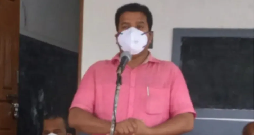 സിറ്റിസൺസ് ഫോറത്തിന്റെ സൗജന്യ സ്മാർട്ട് ഫോൺ വിതരണ പദ്ധതി ഉദ്ഘാടനം ചെയ്തു