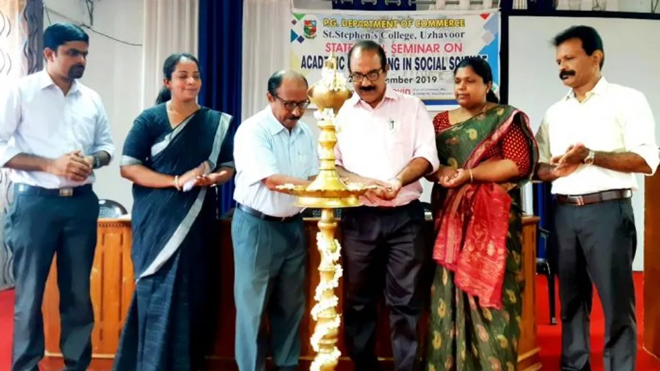 ഉഴവൂര്‍ കേളേജില്‍ സെമിനാര്‍ നടത്തി