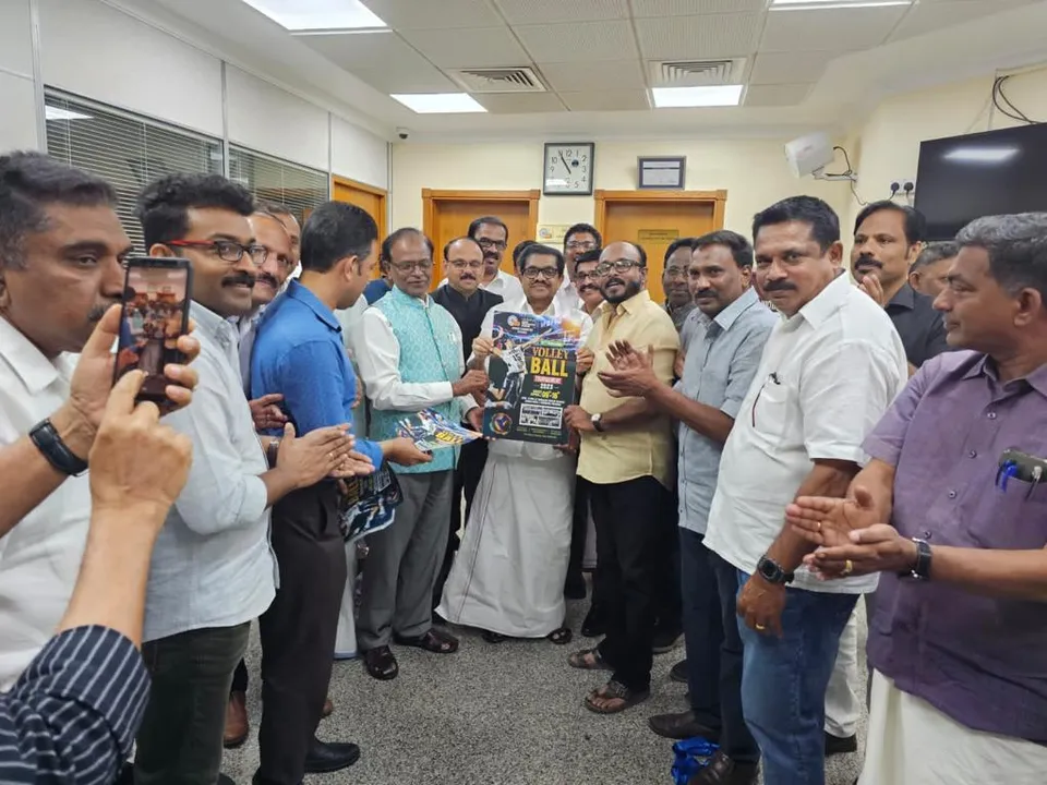 ഇന്ത്യൻ അസോസിയേഷൻ ഷാർജ സ്പോർട്സ് കമ്മിറ്റിയുടെ ആഭിമുഖ്യത്തിൽ നടക്കുന്ന 11-ാമത് റമദാൻ വോളിബോൾ ടൂർണ്ണമെന്‍റിന്‍റെ ബ്രോഷർ പ്രകാശനം ചെയ്തു