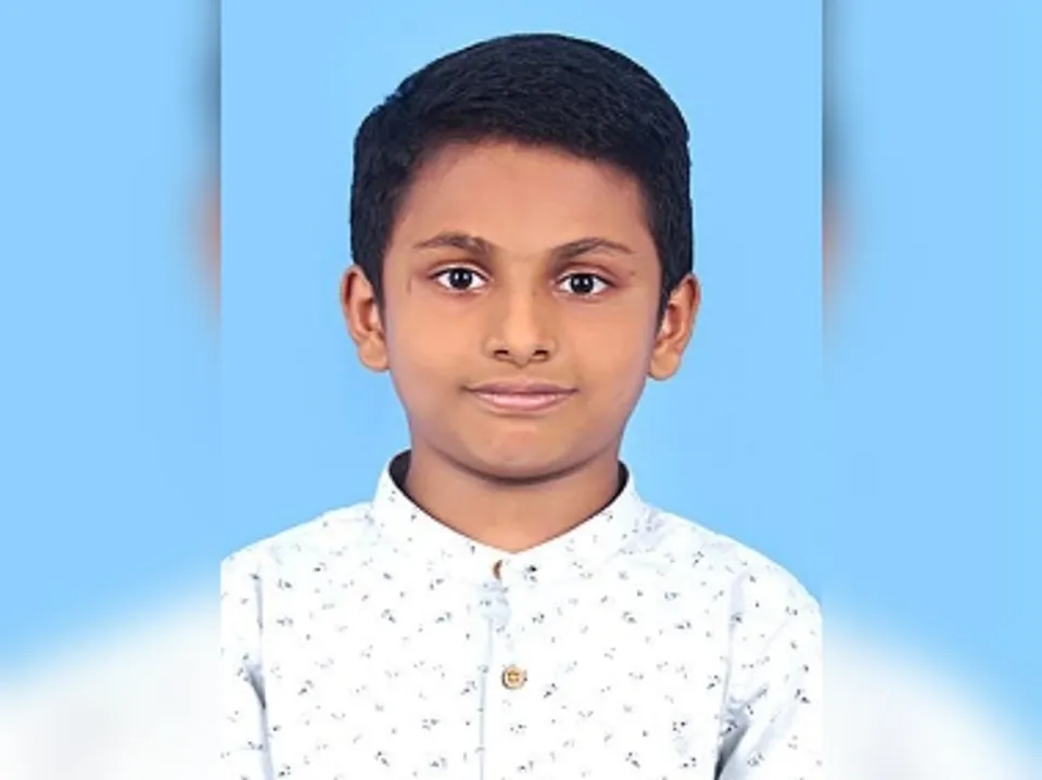 19 ലോകഭാഷകളിൽ അക്ഷരമാല എഴുതി ഇന്ത്യൻ ബുക്ക് ഓഫ് റെക്കോർഡ് കരസ്ഥമാക്കി മൂന്നാം ക്ലാസ് വിദ്യാർത്ഥി