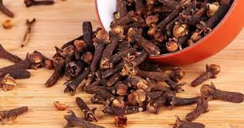 അസിഡിറ്റി തടയാന്‍ ഗ്രാമ്പു;​ഗ്രാമ്പുവിന്റെ ആരോ​ഗ്യ ​ഗുണങ്ങൾ എന്തൊക്കെയാണെന്ന് നോക്കാം...