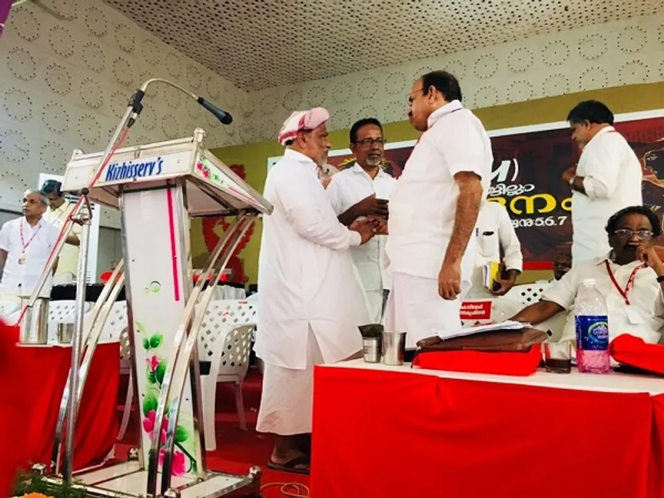 "കോടിയേരിയുടെ വിയോഗത്തിൽ  കാലം തേങ്ങുന്നു": ഉസ്താദ് ഖാസിം കോയ