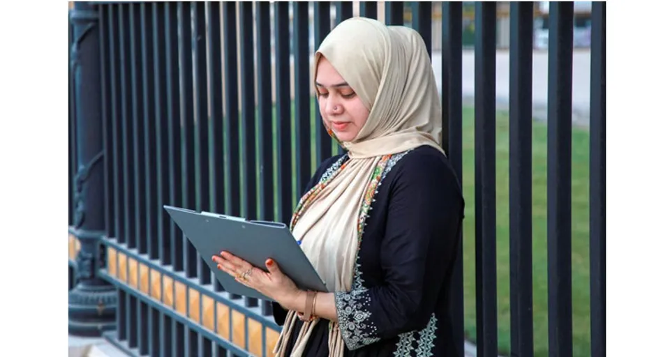 ഒരു കുളിര്‍ക്കാറ്റ്… ജാസ്മിന്‍ സമീറിന്റെ പ്രണയാക്ഷരങ്ങള്‍ക്ക് ഇഖ്ബാല്‍ കണ്ണൂര്‍ ഈണമിടുമ്പോള്‍