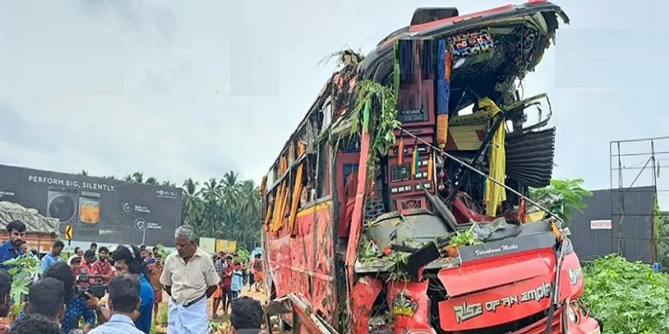 വടക്കഞ്ചേരിയിൽ 9 പേർ മരിച്ച അപകടത്തിനു കാരണമായതു ടൂറിസ്റ്റ് ബസിന്റെ അമിതവേഗം തന്നെ; മോട്ടർവാഹന വകുപ്പിന്റെ റിപ്പോർട്ട്