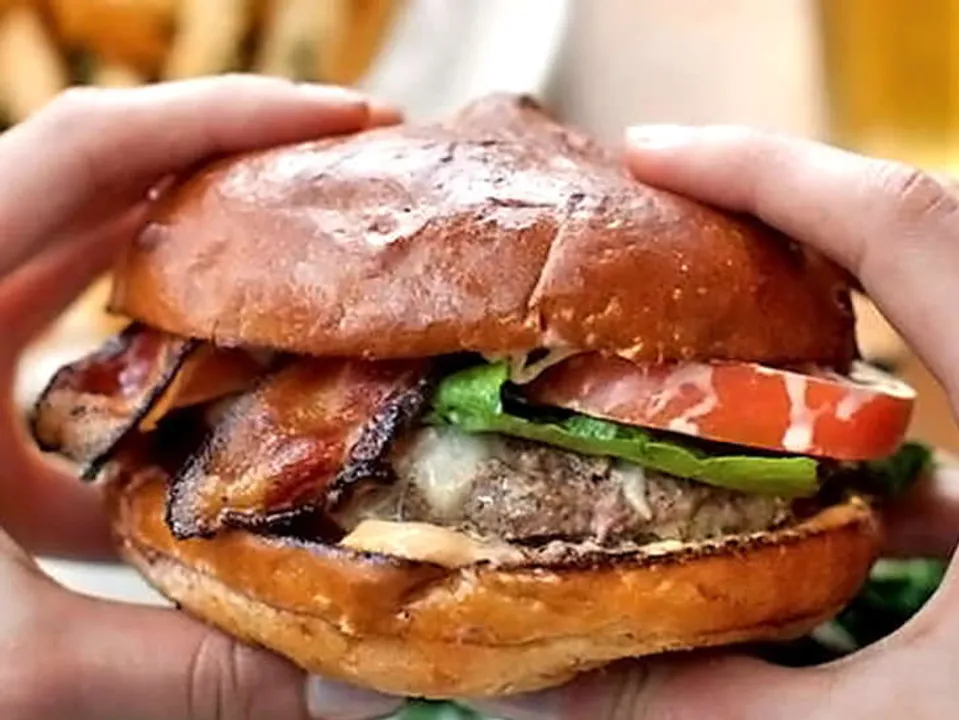 ക്യാൻസർ രോഗ സാധ്യത ഇത്തരക്കാര്‍ക്ക്.. എങ്ങനെ ക്യാന്‍സറിനെ തടയാം ? 