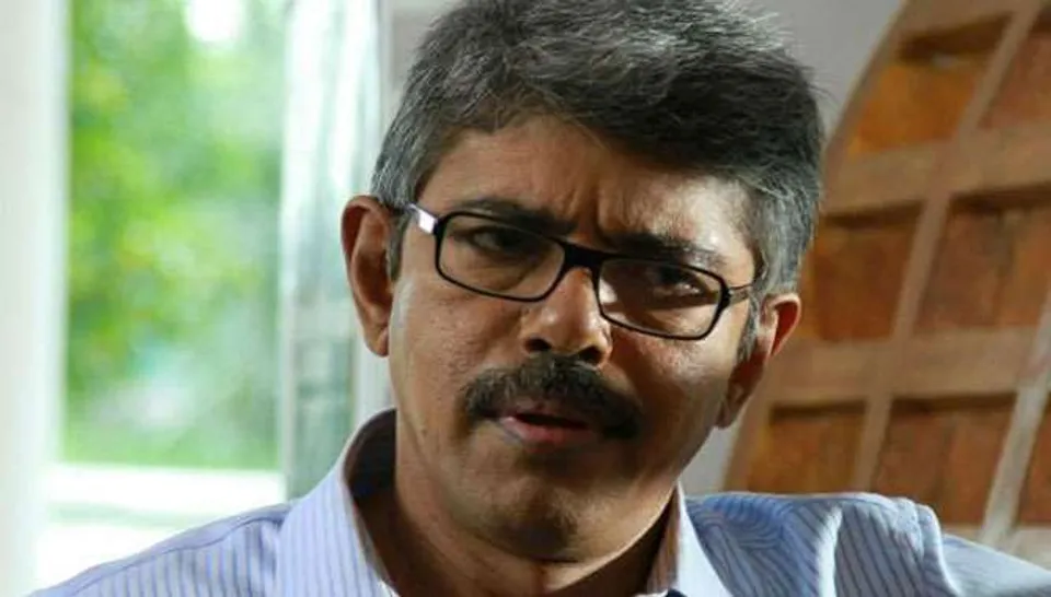 ‘ഞാന്‍ ഒരുതരത്തിലും മലയാളികളുടെ സാംസ്‌കാരിക നായകനല്ല ; ജാതിബോധത്തിനും മതവിശ്വാസത്തിനും പരമപ്രാധാന്യം നല്‍കുന്ന മലയാളികളുടെ സാംസ്‌കാരിക നായകനാവാന്‍ ആവശ്യമായ യാതൊരു യോഗ്യതയും എനിക്കില്ല ;  തന്നെ സാംസ്‌കാരിക നായകന്‍ എന്നു വിളിക്കരുതെന്ന് ബാലചന്ദ്രന്‍ ചുള്ളിക്കാട്