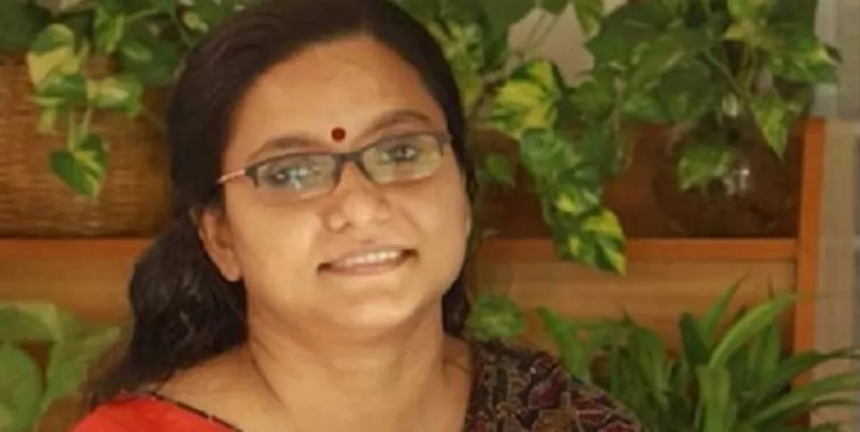 സർവ്വകലാശാലകളിലെ അദ്ധ്യാപക നിയമനം യുജിസി ചട്ടങ്ങൾ പാലിച്ചാണ് നടത്തുക; കണ്ണൂർ യൂണിവേഴ്സിറ്റി മാത്രമല്ല രാജ്യത്തെ എല്ലാ സർവ്വകലാശാലകൾക്കും ഇത് ബാധകമാണ്; യുജിസി ചട്ടങ്ങൾ വായിക്കുന്ന ഏതൊരാൾക്കും കണ്ണൂർ യൂണിവേഴ്സിറ്റിയിലെ മലയാളം അസോസിയേറ്റ് പ്രൊഫസർ നിയമനത്തിൽ ചട്ടങ്ങൾ ലംഘിക്കപ്പെട്ടിട്ടില്ല എന്ന് ബോധ്യമാവേണ്ടതാണ്-പ്രിയ വര്‍ഗീസ്‌