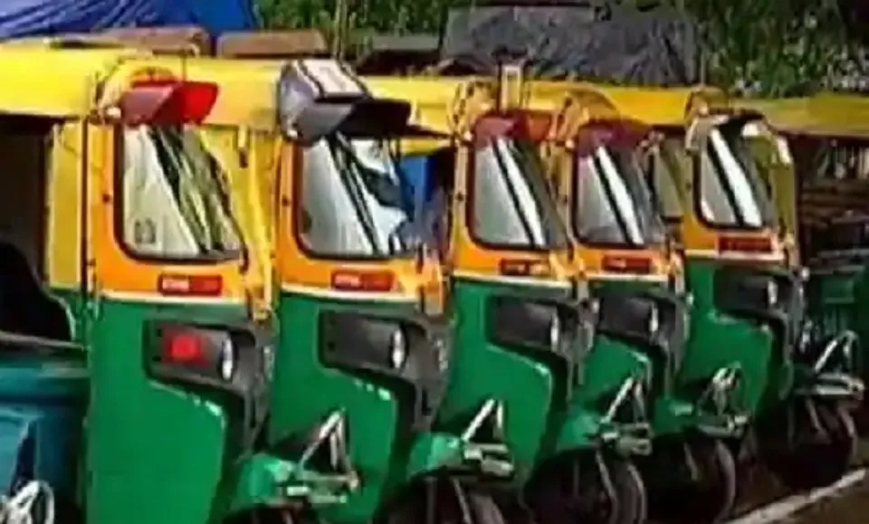 സംസ്ഥാനത്ത് ശ്രദ്ധ നേടി ഓട്ടോ ടാക്‌സി ബുക്കിങ് ആപ്പ് ‘ടുക്‌സി’