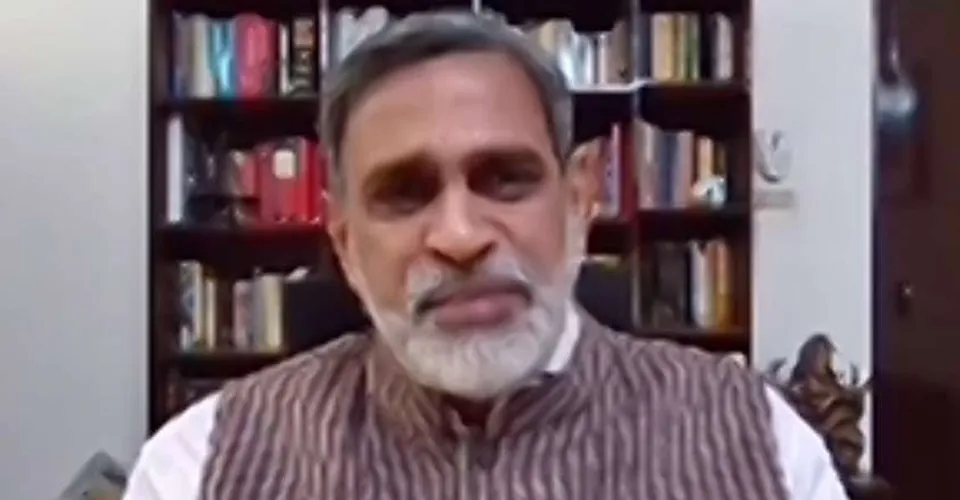 എംബസിയുടെ അനുവാദം കാക്കണം; കൂടുതല്‍ പേര്‍ പോളണ്ട് അതിര്‍ത്തിയിലേക്ക് നീങ്ങരുത്: വേണു രാജാമണി