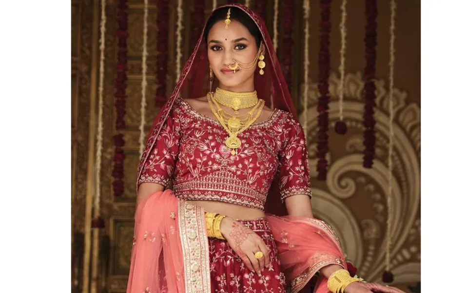 റൊമാന്‍സ് ഓഫ് പോള്‍ക്കി ആഭരണ ശേഖരവുമായി റിവാ ബൈ തനിഷ്ക്; മെറ്റാവേഴ്സിലൂടെ അവതരിപ്പിക്കപ്പെട്ട ഇന്ത്യയിലെ ആദ്യ ആഭരണശേഖരം