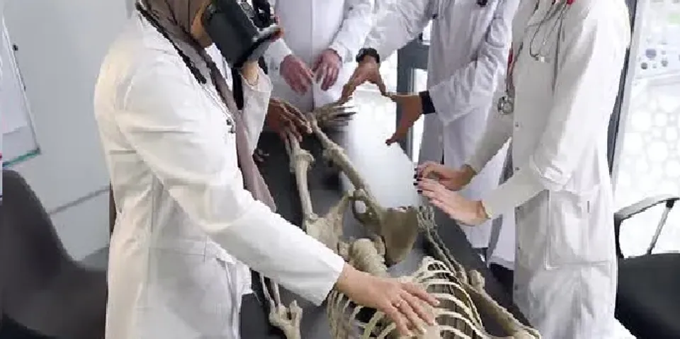 മുരിക്കുമ്പുഴയിൽ കണ്ടെത്തിയ അസ്ഥികൂടം സഹോദരങ്ങളായ മെഡിക്കൽ വിദ്യാർത്ഥികള്‍ പഠനത്തിന്‌ ഉപയോഗിച്ചത്‌ 