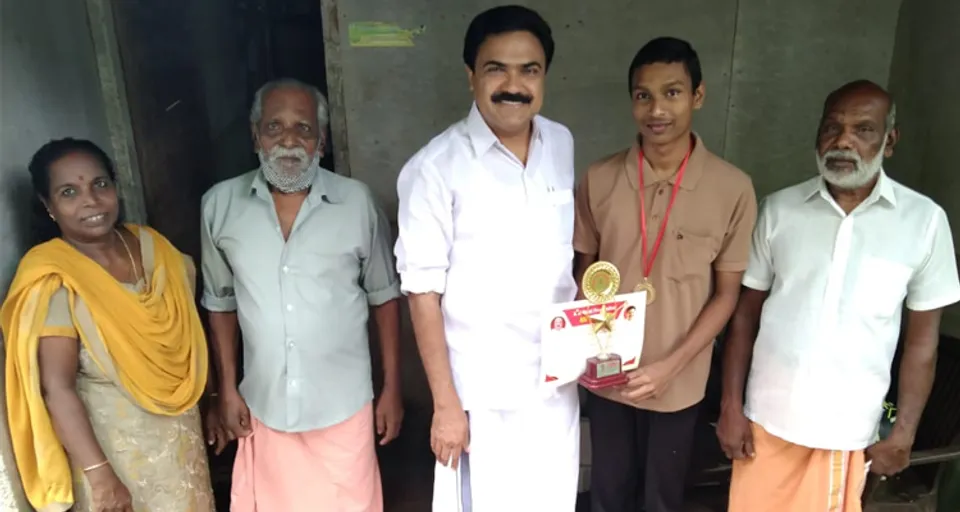 ആയിരത്തഞ്ഞൂറോളം വീടുകളിൽ മാണി സാറിൻ്റെ ഓർമ്മച്ചിത്രവുമായി ജോസ് കെ മാണി