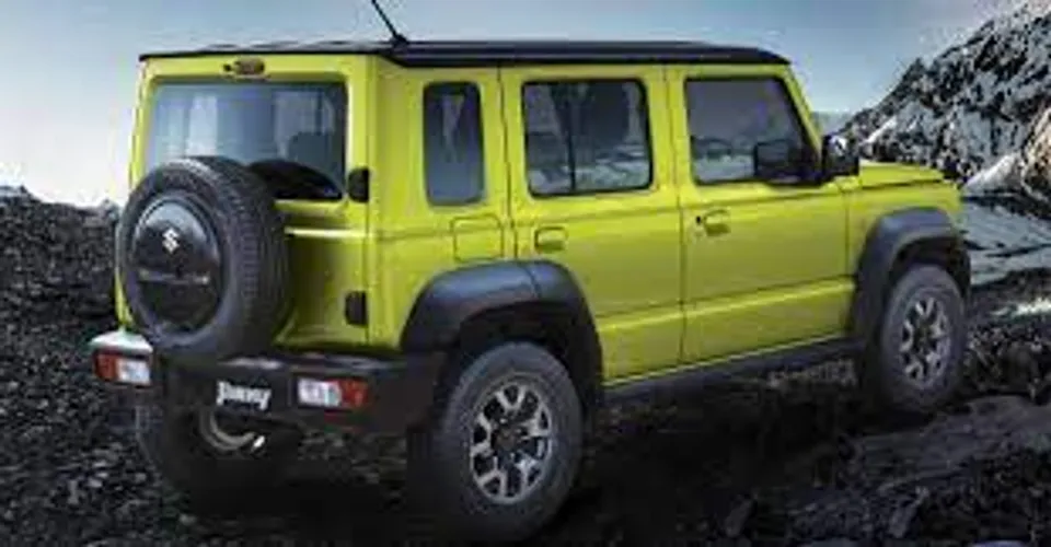 ഡീലർഷിപ്പുകളിലേക്ക്  ഉപഭോക്തൃ പ്രിവ്യൂവിനായി സുസുക്കി ജിംനി 5-ഡോർ അയക്കാൻ തുടങ്ങി