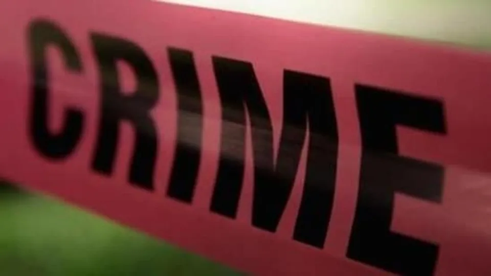 സ്കൂൾ വിദ്യാർഥിനിയെ പീഡിപ്പിച്ചു, ഗര്‍ഭിണിയെന്നറിഞ്ഞതോടെ ശ്വാസംമുട്ടിച്ച് കൊന്നു; കാമുകനും സുഹൃത്തും അറസ്റ്റിൽ