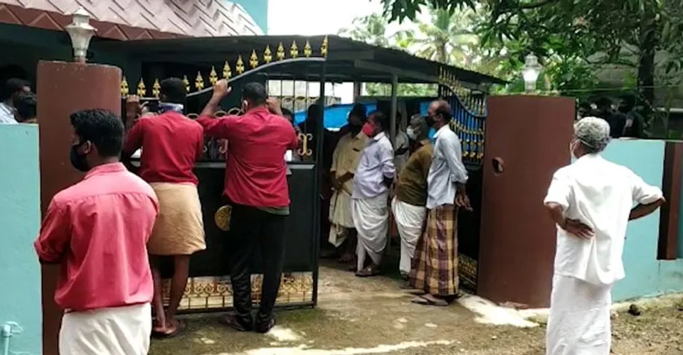 പഴയങ്ങാടിയിൽ കോളേജ് അധ്യാപിക തൂങ്ങി മരിച്ച നിലയിൽ