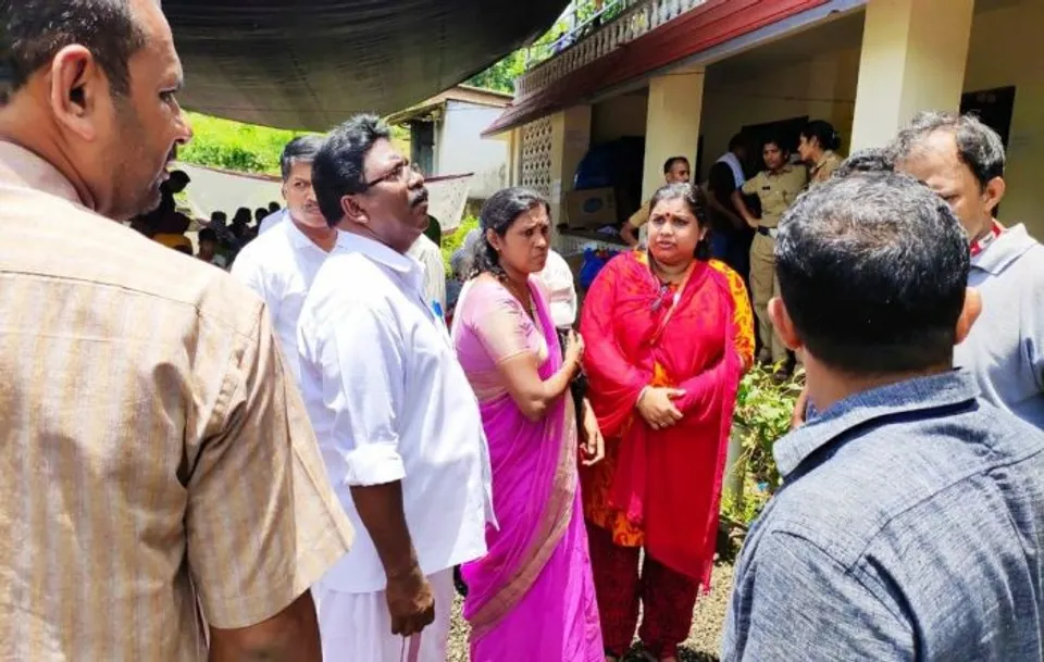 വെൽഫെയർ പാർട്ടി ദേശീയ നേതാക്കൾ നിലമ്പൂരിലെ പ്രളയ ബാധിത പ്രദേശങ്ങൾ സന്ദർശിച്ചു