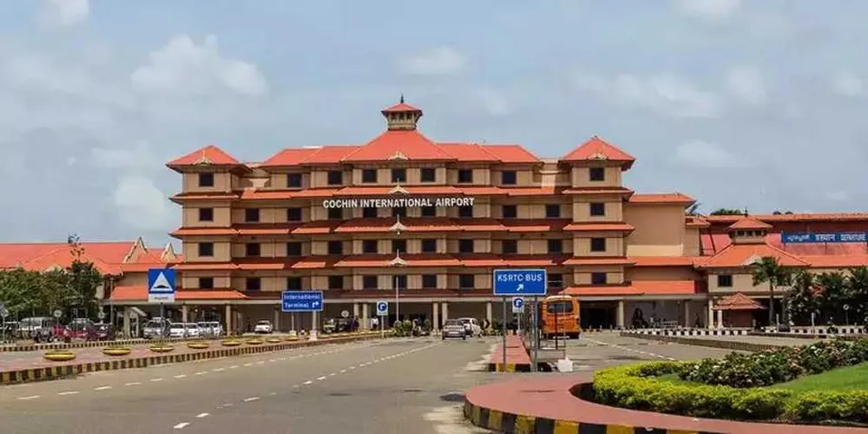 കൊച്ചി വിമാനത്താവളത്തിൽ വൻ സ്വർണ്ണവേട്ട; 784 ഗ്രാം സ്വർണ്ണം പിടികൂടി