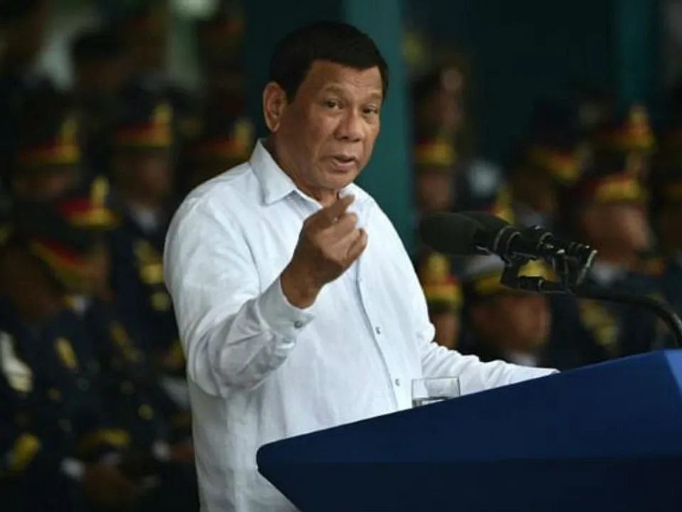 മാലിന്യം തിരിച്ചെടുത്തില്ലെങ്കിൽ കാനഡയിൽ കൊണ്ടുവന്ന് ഓരോരുത്തരെക്കൊണ്ടും തീറ്റിക്കും - കാനഡയ്ക്ക് ഫിലിപ്പീൻസ് പ്രസിഡന്റിന്റെ മുന്നറിയിപ്പ്