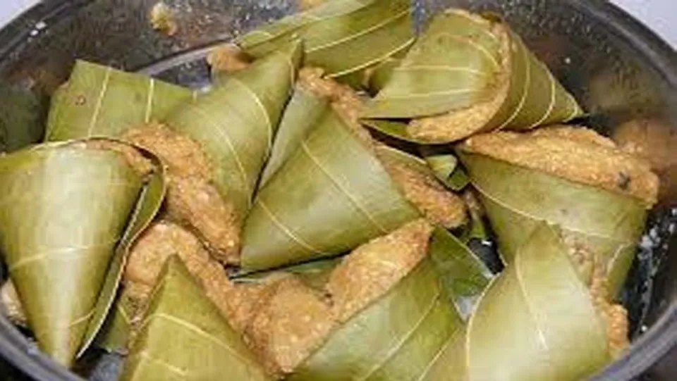ചായക്കൊപ്പം  കഴിക്കാന്‍  വയണയില അപ്പം