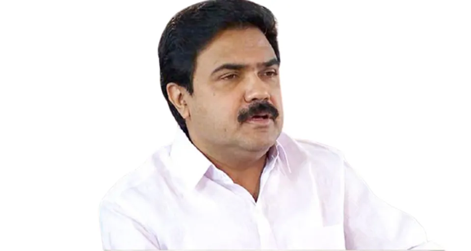 ജോസ് കെ. മാണി വ്യാജവാര്‍ത്തകളുടെ ഇരയാകുകയായിരുന്നു. സ്വകാര്യജീവിതം വരെ നീണ്ട വേട്ടയാടല്‍. എംപിയായിരിക്കെ അദ്ദേഹം കൊണ്ടുവന്ന സയന്‍സ് സിറ്റി, ട്രിപ്പിള്‍ ഐടി, കേന്ദ്രീയ വിദ്യാലയങ്ങള്‍, രാജ്യാന്തര നിലവാരമുള്ള റോഡുകള്‍ ഒക്കെ വിസ്മരിക്കപ്പെട്ടു. എന്നാല്‍ ഈ പരാജയങ്ങള്‍ക്കുശേഷവും അപഹരിക്കപ്പെട്ട ഇടങ്ങളെപ്പറ്റി വിലപിക്കുകയല്ല, കാണേണ്ടത് കാണാതെ പോയ കണ്ണുകളെത്തേടിപ്പോവുകയാണ് അദ്ദേഹം ചെയ്യുന്നത് - ജോസ് കെ. മാണിയുടെ പരാജയത്തെ ട്രോളി പാലാ കോളേജിലെ യുവ അസി. പ്രൊഫസറുടെ കുറിപ്പ് !