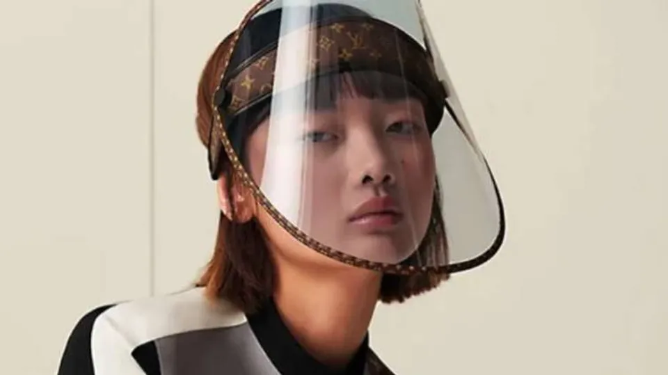 സ്വർണം പതിപ്പിച്ച ലക്ഷറി മാസ്‌കുമായി ലൂയിസ് വിറ്റോൺ