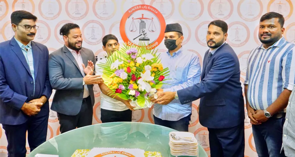 യുഎഇയിൽ എത്തിയ സയ്യിദ് മുനവ്വറലി ശിഹാബ് തങ്ങൾക്ക് സ്വീകരണം നൽകി