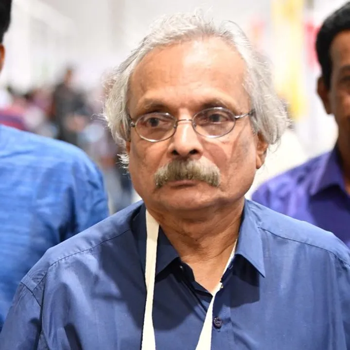 സാഹിത്യരംഗത്തുള്ളവര്‍ അരാഷ്ട്രീയവല്‍ക്കരിക്കപ്പെടരുതെന്ന് എം. മുകുന്ദന്‍