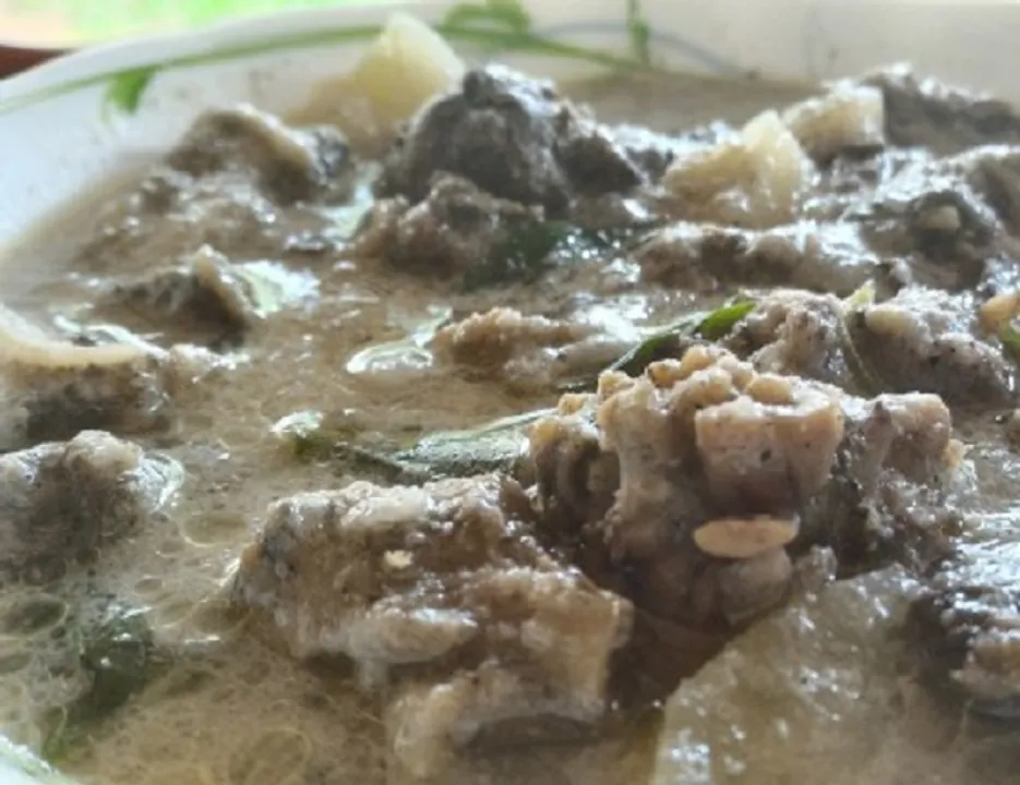 നമ്മള്‍ സാധാരണ ഉണ്ടാക്കുന്ന ചിക്കന്‍ കറിയില്‍ നിന്നും വ്യത്യസ്തമായി ഒരു ചിക്കന്‍ സ്റ്റൂ ട്രൈ ചെയ്താലോ..