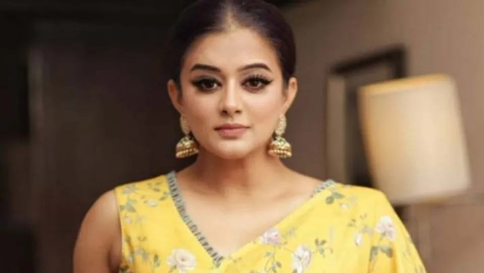 ഇനി ചുബനരംഗങ്ങളില്‍അഭിനയിക്കാനില്ല; കാരണം വ്യക്തമാക്കി പ്രിയാ മണി