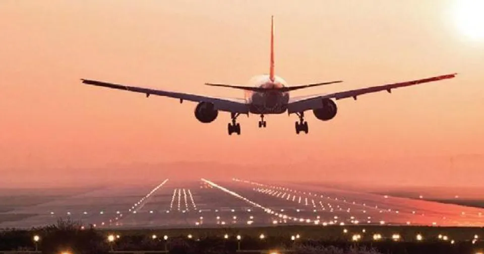 പ്രവാസികൾക്ക് നാളെ മുതൽ യുഎഇയിലേക്ക് മടങ്ങാം ;കേരളത്തിൽ നിന്ന് യുഎഇയിലേക്ക് ഈടാക്കുന്ന ടിക്കറ്റ് നിരക്ക് കാൽ ലക്ഷത്തിലേറെ രൂപ