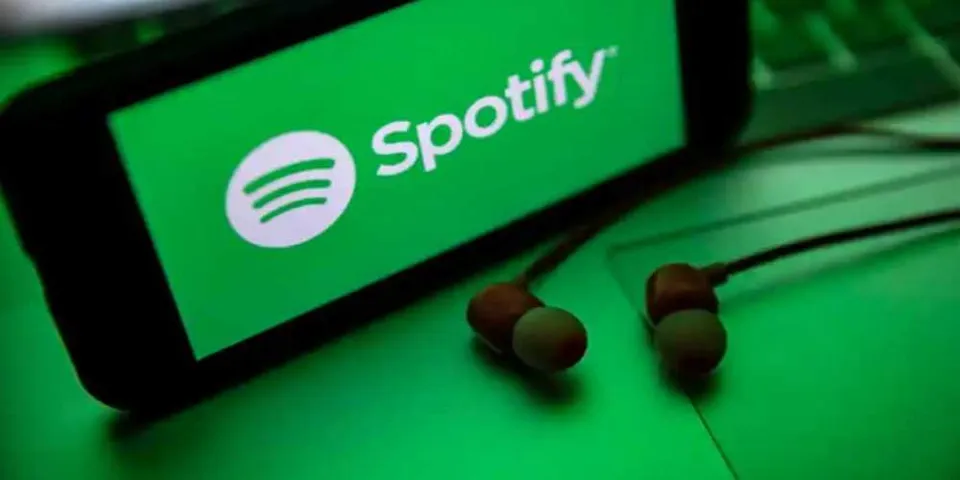 നൂറ് കണക്കിന് ഹിറ്റ് ബോളിവുഡ് ഗാനങ്ങൾ സ്‌പോട്ടിഫൈയിൽ നിന്ന് അപ്രത്യക്ഷമായി; അതൃപ്തി അറിയിച്ച് ആസ്വാദകർ