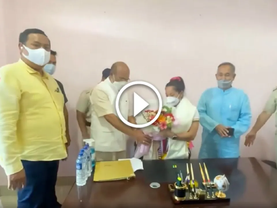 മീരാബായ് ചാനു മണിപ്പൂര്‍ പൊലീസില്‍ അഡീഷണല്‍ എസ്‌പിയായി ചുമതലയേറ്റു-വീഡിയോ