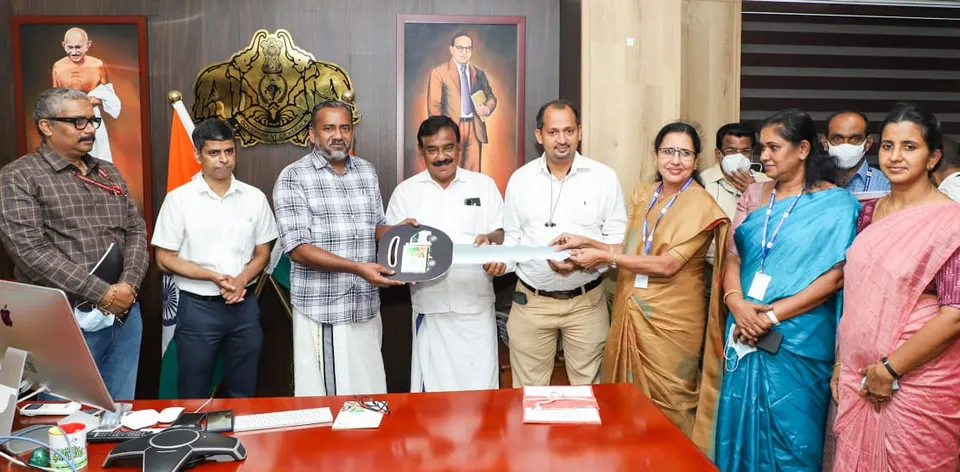 പഴം-പച്ചക്കറി സംഭരണത്തിനായി നീലൂർ പ്രൊഡ്യൂസർ കമ്പനിക്ക് കൃഷി വകുപ്പ് ശീതീകരിച്ച റീഫെർ വാൻ നൽകി