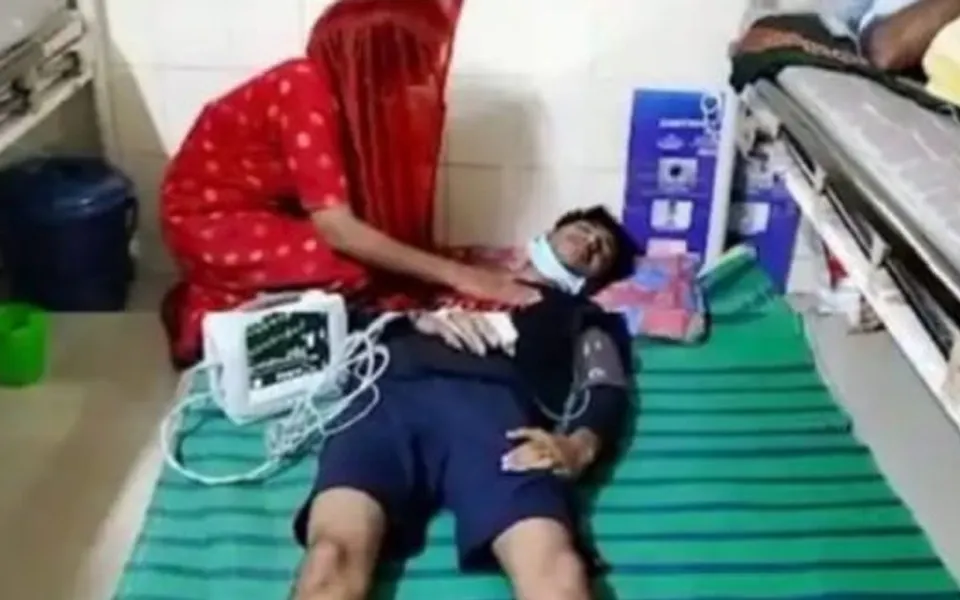 പെണ്‍കുട്ടിയെ പ്രണയിച്ചതിന്റെ പേരില്‍ യുവാവിനെ തട്ടിക്കൊണ്ടുപോയി ക്രൂരമായി മര്‍ദിച്ച്‌ വഴിയിലുപേക്ഷിച്ചു