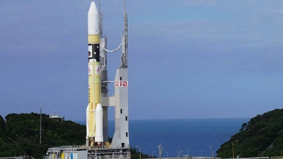 യുഎഇയുടെ ആദ്യ ചൊവ്വാഗവേഷണ പേടകം കുതിച്ചുയര്‍ന്നു; തത്സമയ ദൃശ്യങ്ങള്‍ കാണാം