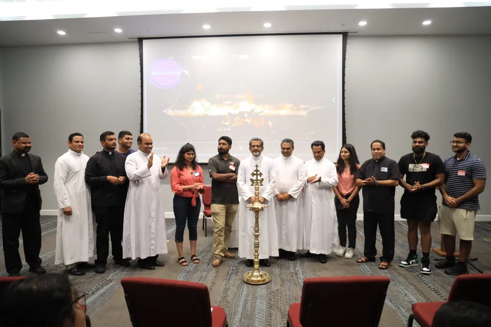 ക്നാനായ റീജിയൻ യുവജന കോൺഫ്രൺസിന് ഫ്ലോറിഡയിൽ വർണ്ണാഭമായ തുടക്കം