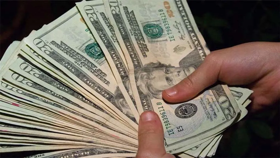 യുഎസില്‍ ഇന്ത്യന്‍ റസ്റ്ററന്റിലെ ജീവനക്കാരന് ടിപ്പായി ലഭിച്ചത് 1,50,000 രൂപ