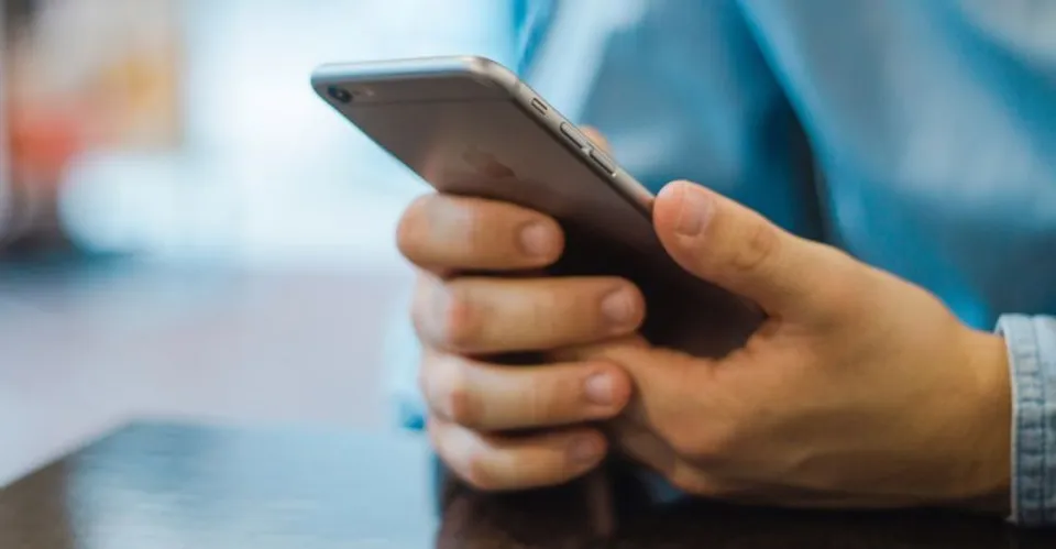 മൊബൈല്‍ ഫോണില്‍ കൂടുതല്‍ സമയം ചെലഴിക്കുന്നത് ഇന്ത്യക്കാരെന്ന് നോക്കിയ